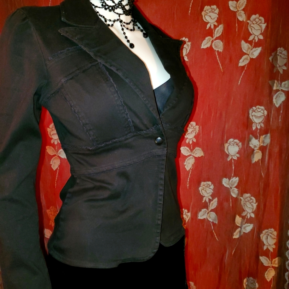 🖤Black Fitted Detailed Jacket by Morbid Threads🖤
